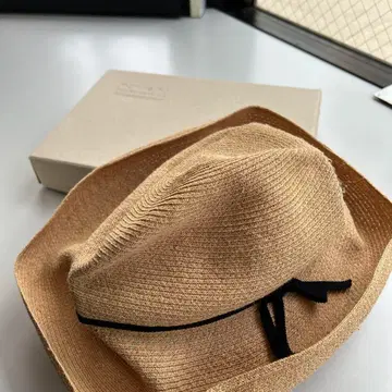 mature ha. (마츄아하) 박스형 모자