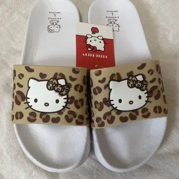 헬로키티 레오파드 무늬 레오파드 샌들 슬리퍼
