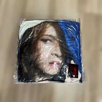 yoshiki 쿠션