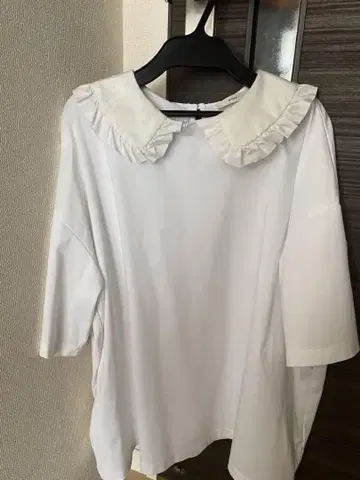 yori 플로키 도트 둥근 카라 티셔츠