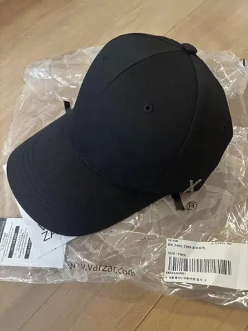 바자르 Stud logo over fit ballcap BLACK496