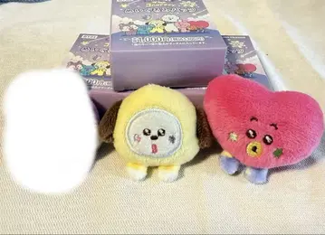BTS TATA The Journey 훼미리마트 봉제 인형 배지