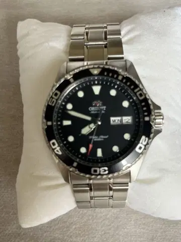 ORIENT Ray II 블랙 다이얼