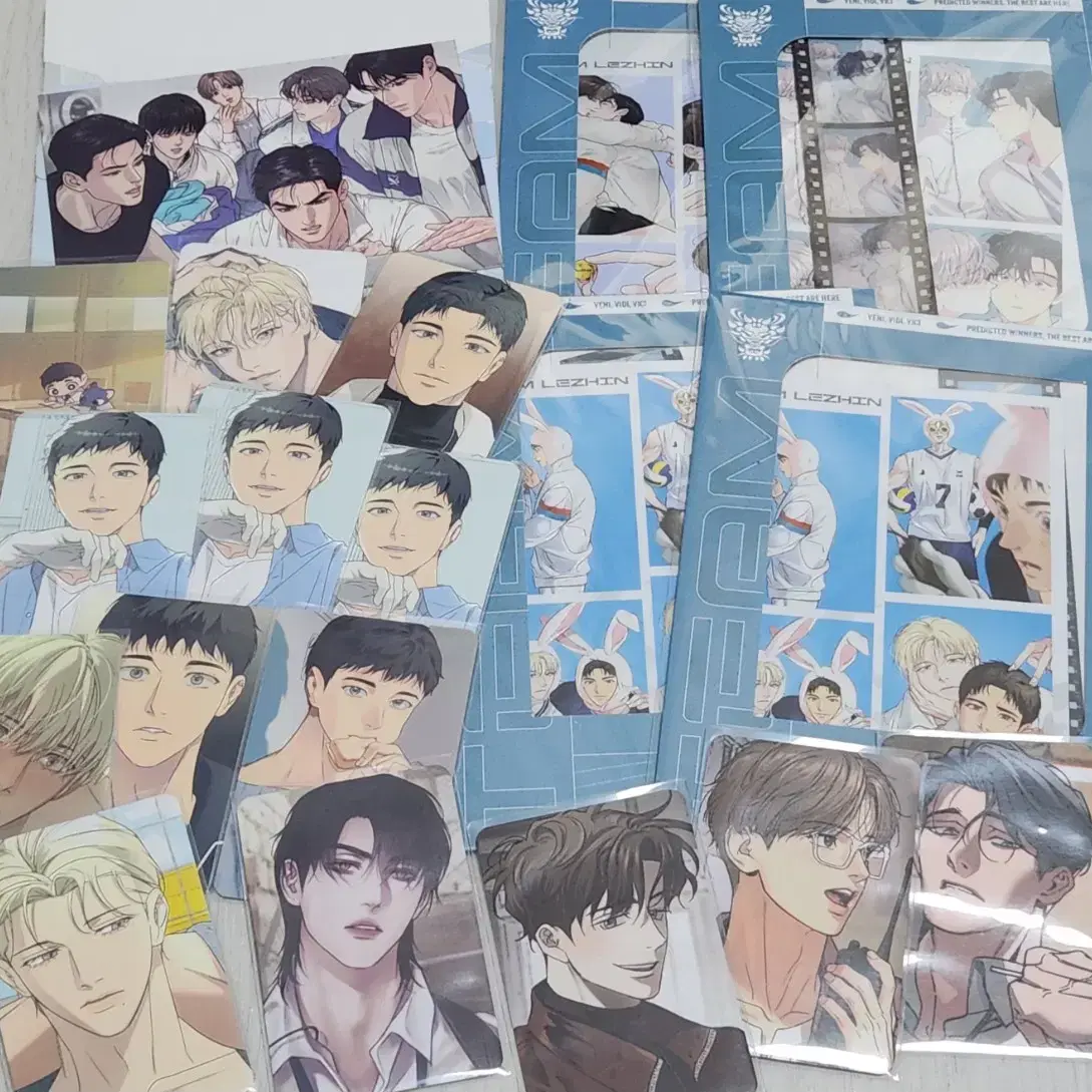 Lezhin Comics Team Lezhin Pop-up Backlight Han Seo-in Header