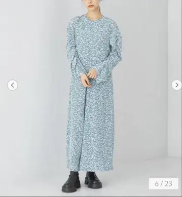 에메르 리파인즈 플라워 프린트 셔링 원피스