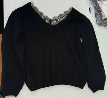 SHEIN 블랙 V넥 니트 L
