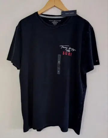 새상품 타미힐피거 SURF 하와이 남성용 반팔 데미지 티셔츠 M
