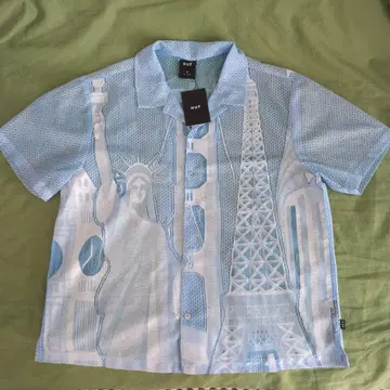 HUF WORLD TOUR S/LAC SHIRT M 클라우드 블루 새상품
