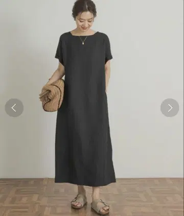 린넨 레이온 스퀘어 넥 원피스 어반 리서치 도어스