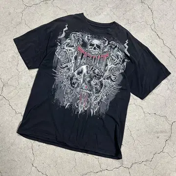 TAPOUT 스컬 디자인 티셔츠 Y2K 그런지 펑크