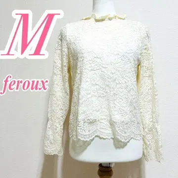 feroux 화이트 레이스 블라우스 M 사이즈  예쁜 오피스 캐주얼