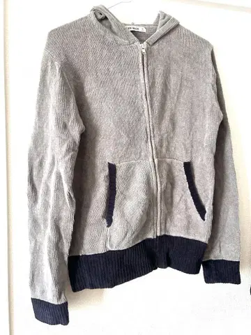 가이진 메이드 후드 부착 그레이와 네이비 지퍼 업 가을/겨울