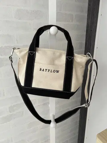 BAYFLOW 숄더백 아이보리/블랙