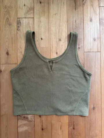 Lululemon 올리브 그린 리브 탱크탑