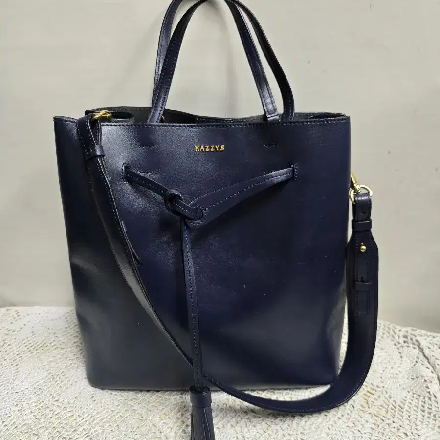 [HAZZYS] ARCHIVE H - Satchel Bag L BLACK / 追跡可 GUESS Galeria Satchel Handbag – ShopCGX