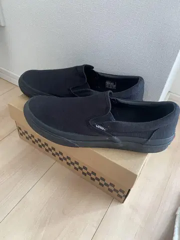 반스 Vans V98CLA 블랙 슬립온 24.5cm