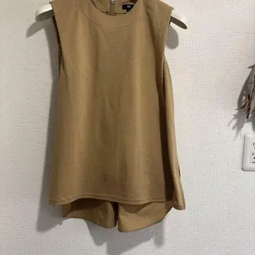 플라스테 패브릭 도킹 슬리브리스 풀오버