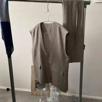 베이지 V 넥 베스트 스커트 셋업