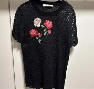blugirl 레이스 꽃무늬 자수 반팔 상의
