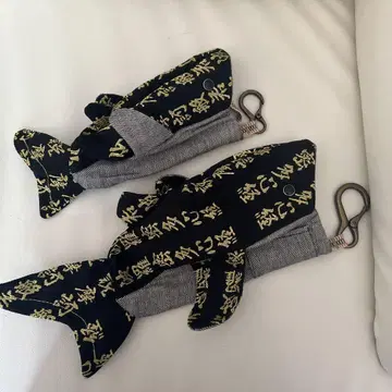 카라비너 포함 kasei 상어 반야심경 패턴 치비 파우치 2종 세트