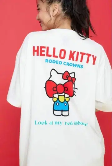 HELLO KITTY ROODEO CROWNS 티셔츠