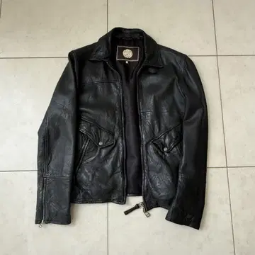 Pretty Green 가죽 자켓
