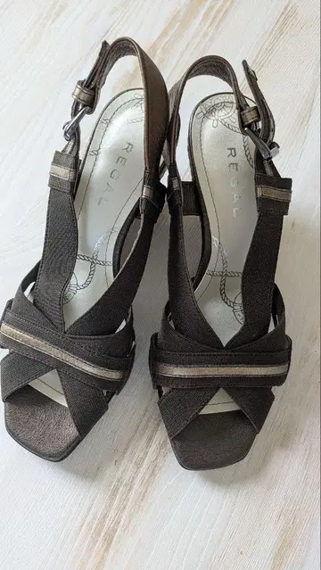 REGAL 리갈 23cm 샌들