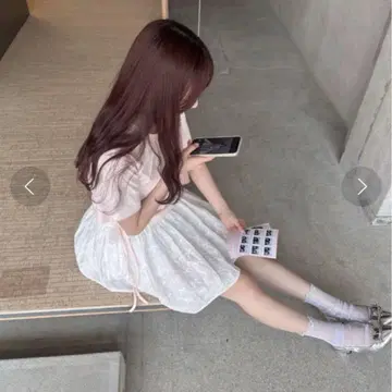 무게트 코튼 리본 미니 스커트