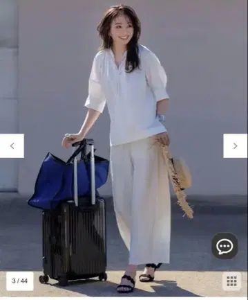 UNFILO FINE MOVE 와이드 팬츠 화이트 M 사이즈