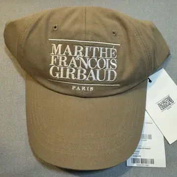 MARITHEFRANCOISGIRBAUD 마리떼 프랑소와 저버 캡