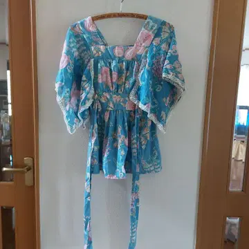 빈티지 꽃무늬 반팔 상의