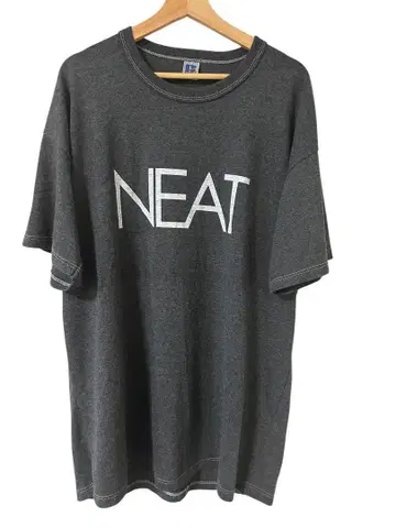 오버 사이즈 티셔츠 NEAT UNTIDY