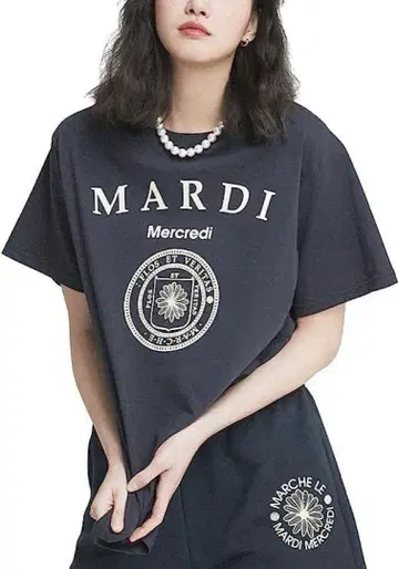 MARDI 네이비 티셔츠