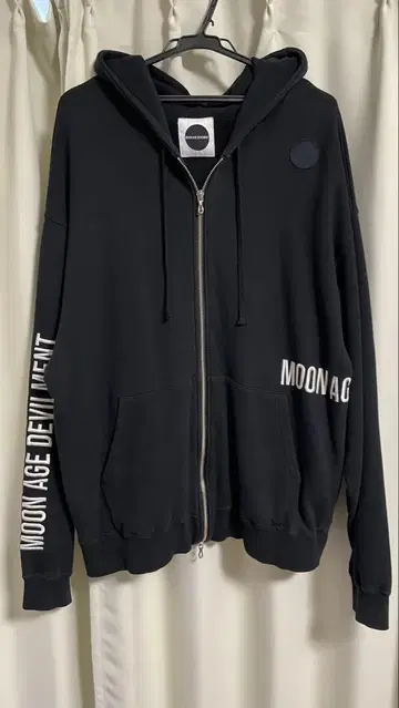 Moonage Devilment ZIP 후드티