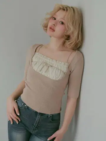 andmary Mew frill tops beige 베이지 앤 마리