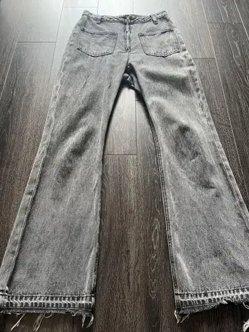 부츠 컷 하이 웨스트 플레어 데님