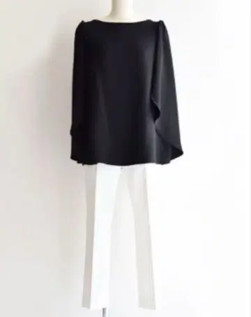 새상품급 미카코나카무라 엠필 이지 블라우스