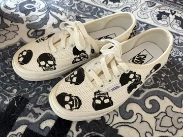 Vans 반스 스컬 프린트 스니커즈 23cm