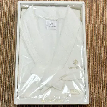 YUMI KATSURA 화이트 목욕 가운
