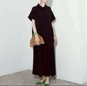 manana suerte 비대칭 플리츠 원피스 블랙