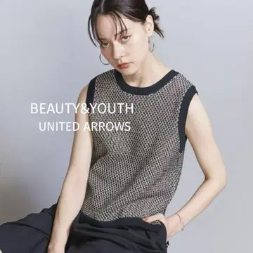 뷰티 앤 유스 24SS 컨디션 최상 자카드 슬리브리스 니트 손세탁 가능