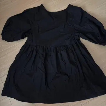 블랙 벌룬 슬리브 A 라인 상의