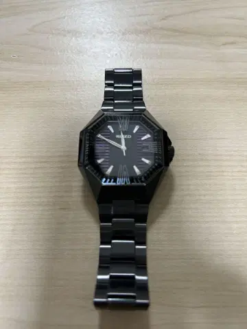 WIRED 블랙 손목시계