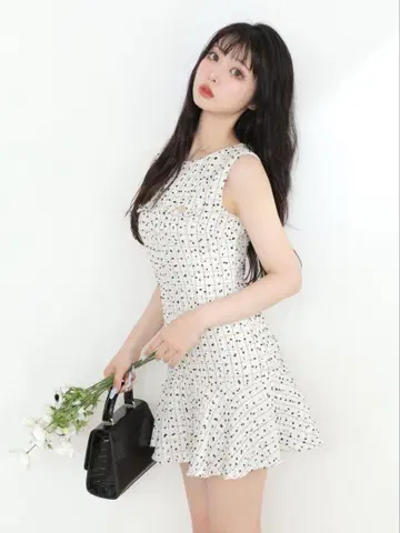 엠에메 체크 트위드 메리드 미니 원피스