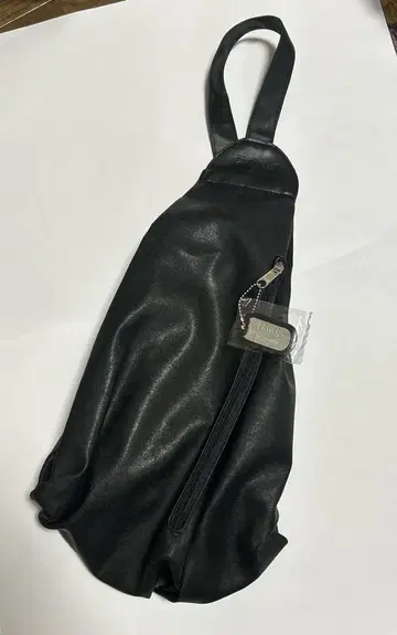 블랙 슬링 백