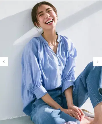 UNFILO '세탁 가능한' 스트라이프 레이스 개더 블라우스 M