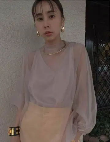 에어리 시어 블라우스
