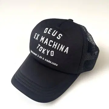 DEUS EX MACHINA 트래커 캡
