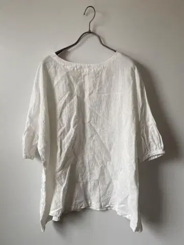 프레주르 뒤 사바툼 린넨 탑