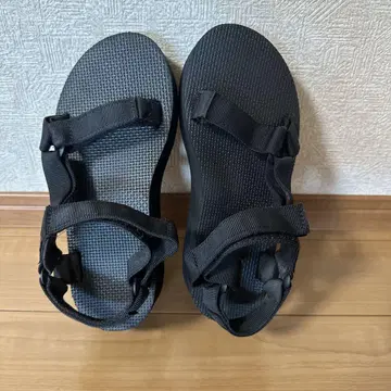 Teva 블랙 통굽 스포츠 샌들 22cm